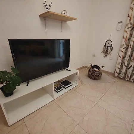 شقة Iris Holiday كانديلاريا